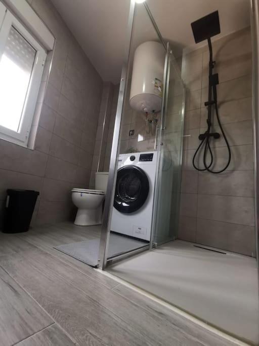 Apartamento Privado En Gijon Apartment ภายนอก รูปภาพ